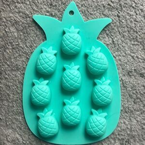 Blush Pineapple 🍍 Silicone Mold!